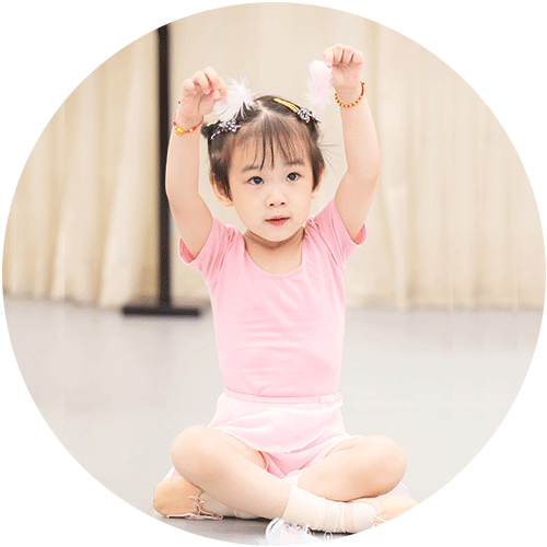 天鹅湖畔儿童舞蹈培训机构,少儿芭蕾舞加盟,幼儿舞蹈培训机构